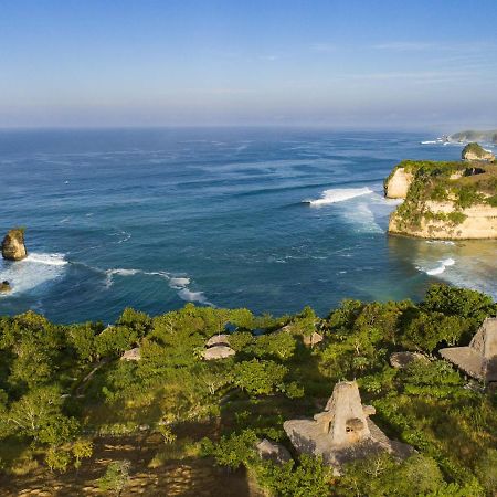 Ngalung Kalla Retreat Waikabubak Buitenkant foto