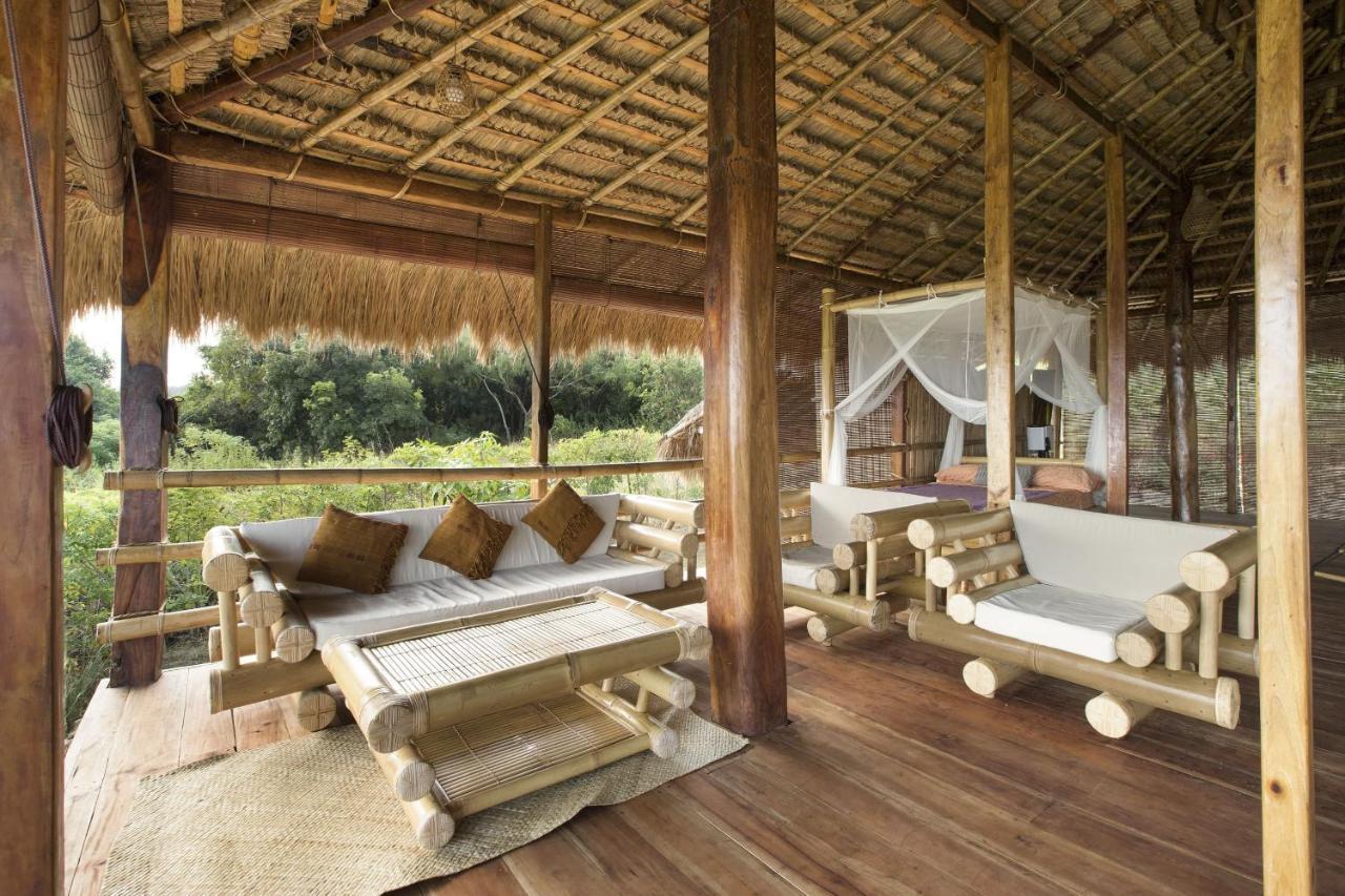Ngalung Kalla Retreat Waikabubak Buitenkant foto