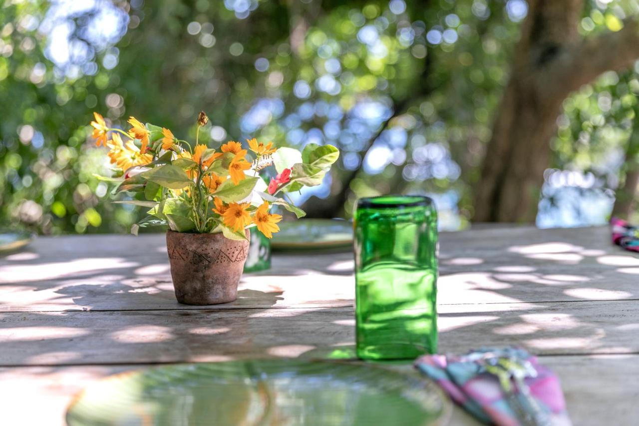 Ngalung Kalla Retreat Waikabubak Buitenkant foto